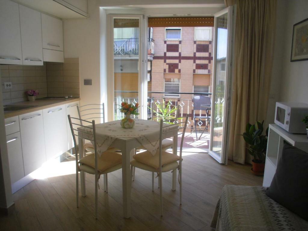 Lovely Little Apartment In Via Aurelia Rome Exterior photo
